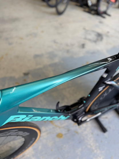 Bianchi Aquila RC Disc Dura Ace Di2 Carbon Racefiets