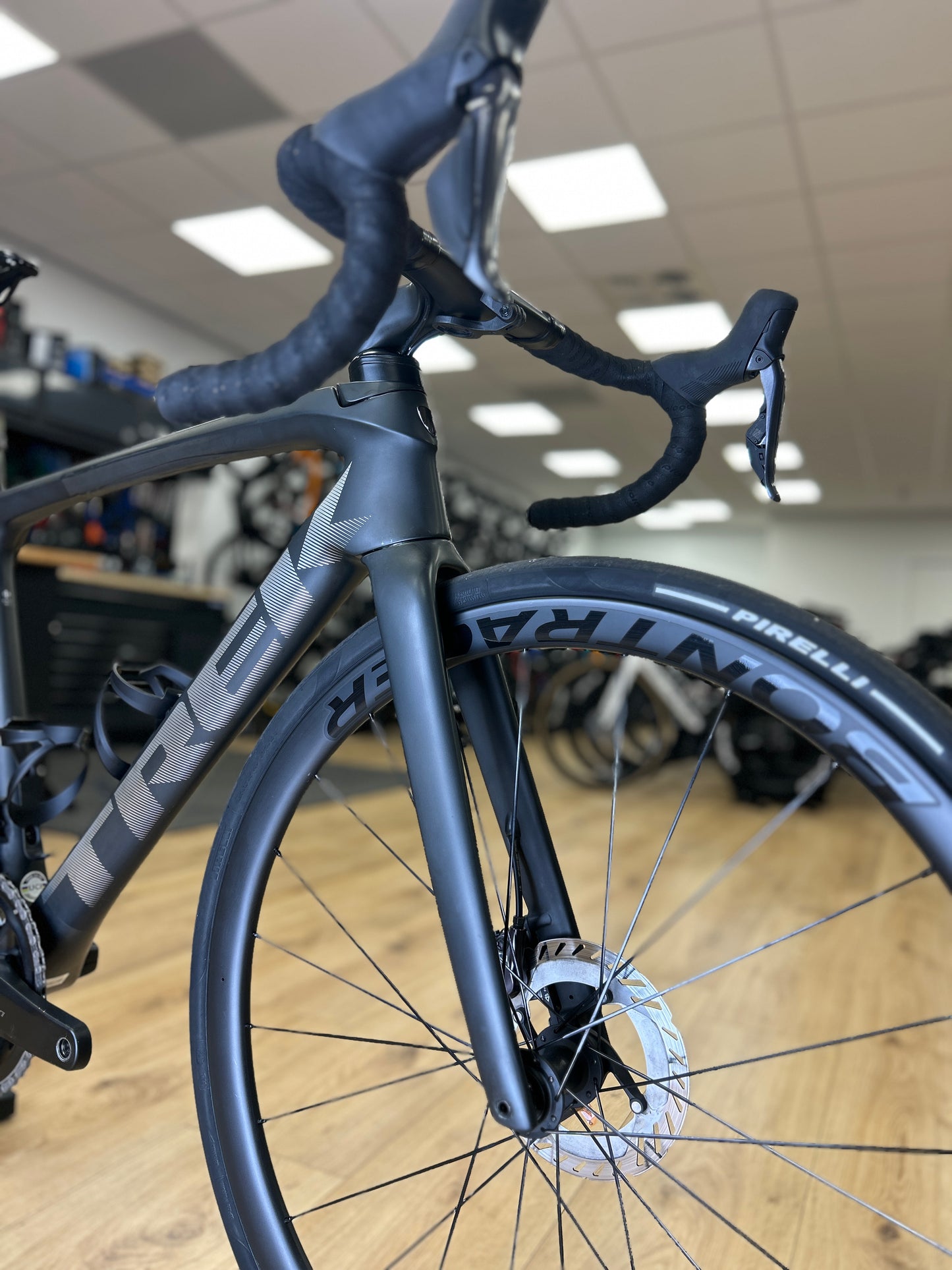Trek Emonda SLR7 Di2 Carbon Racefiets