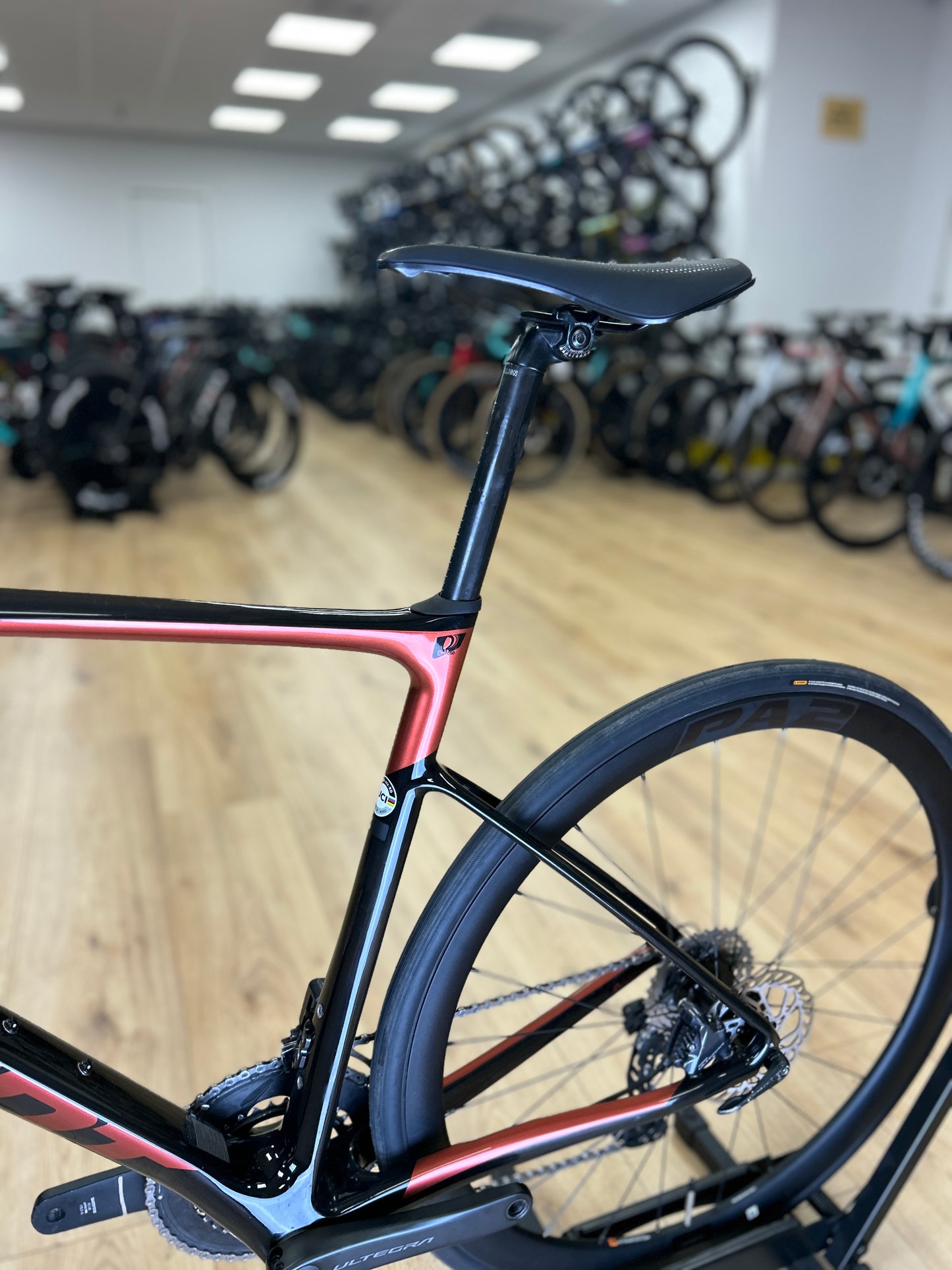 Giant Defy Advanced 1 Di2 Carbon Racefiets