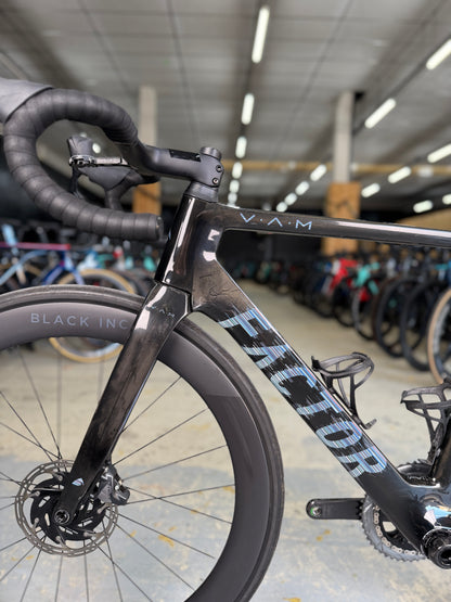 Factor Ostro VAM AXS Carbon Racefiets