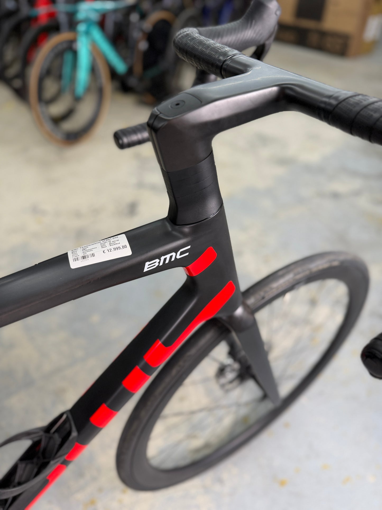NIEUW BMC Teammachine SLR 01 ONE Red eTap Carbon Racefiets
