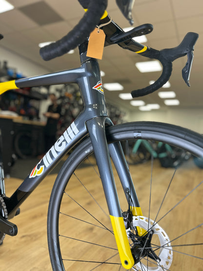 0km Showroom Model Cinelli Pressure Di2 Carbon Racefiets