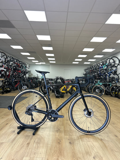 BMC RoadMachine 01 Di2 Carbon Road Bike