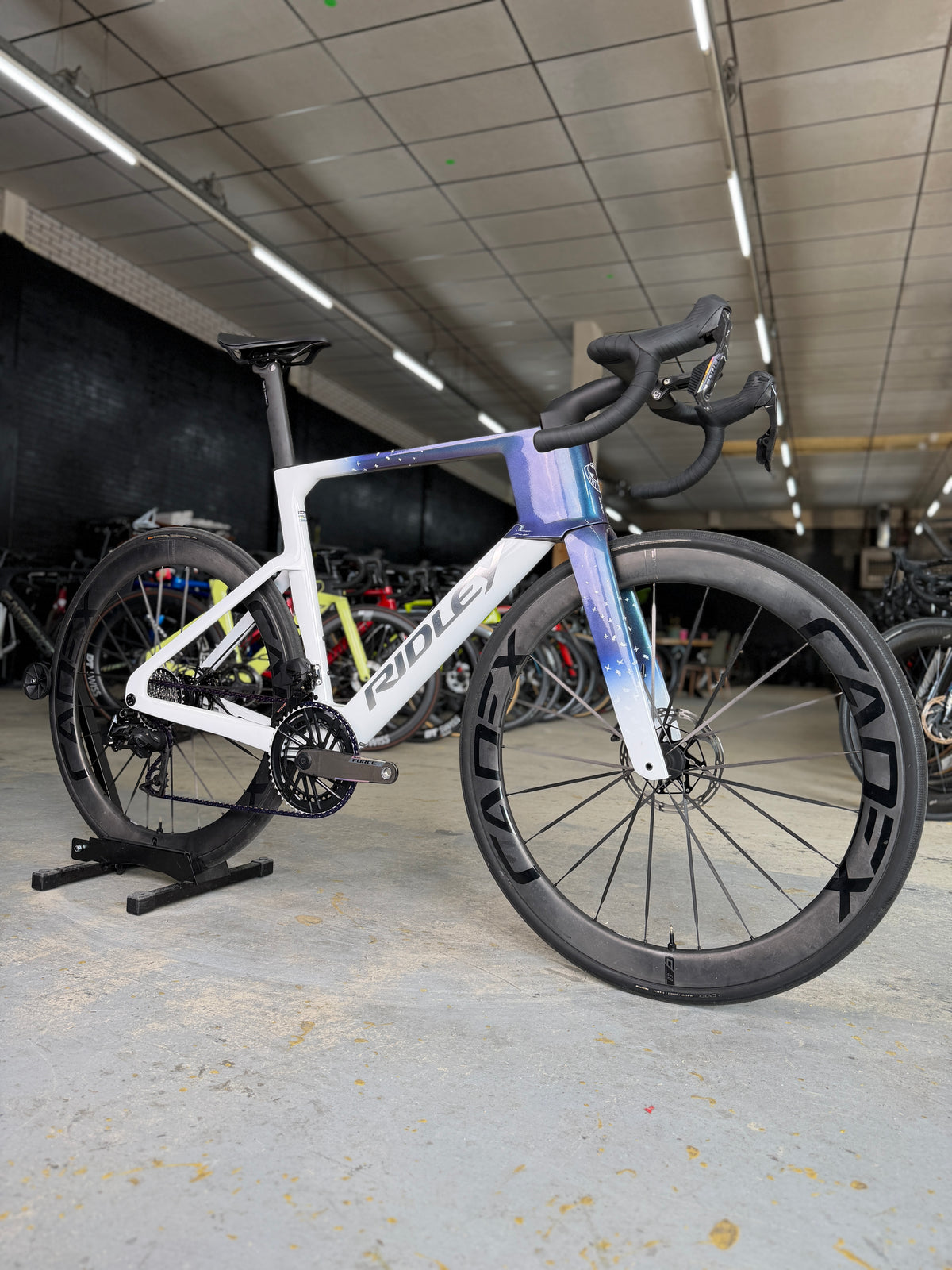 100km Ridley Noah Fast 3.0 AXS Tomorrowland Edition Carbon Racefiets