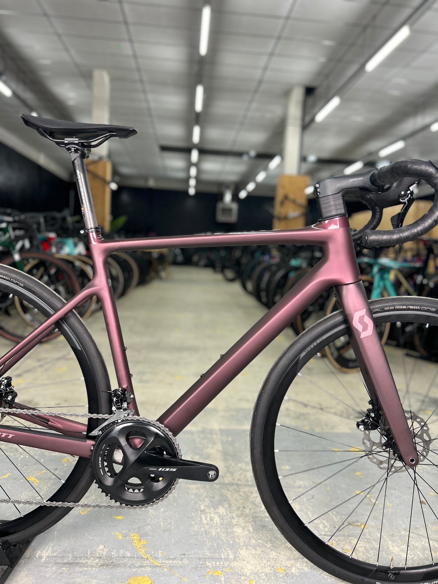 NEW Scott Contessa Addict 25 Carbon Road Bike