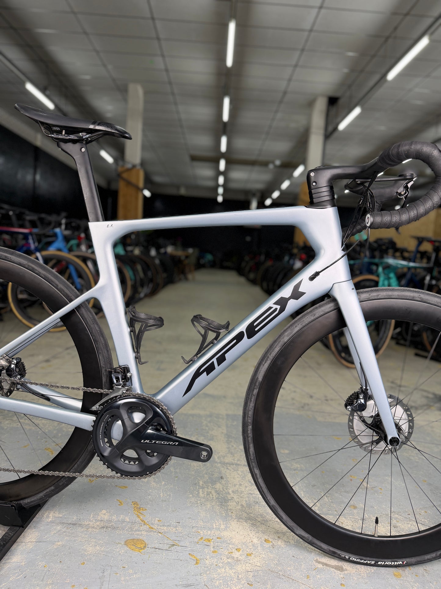 Apex Flare Carbon Racefiets