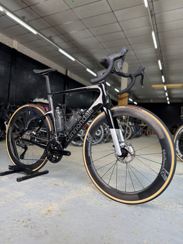 SHOWROOM Cannondale SuperSix EVO 3 Di2 Carbon Racefiets