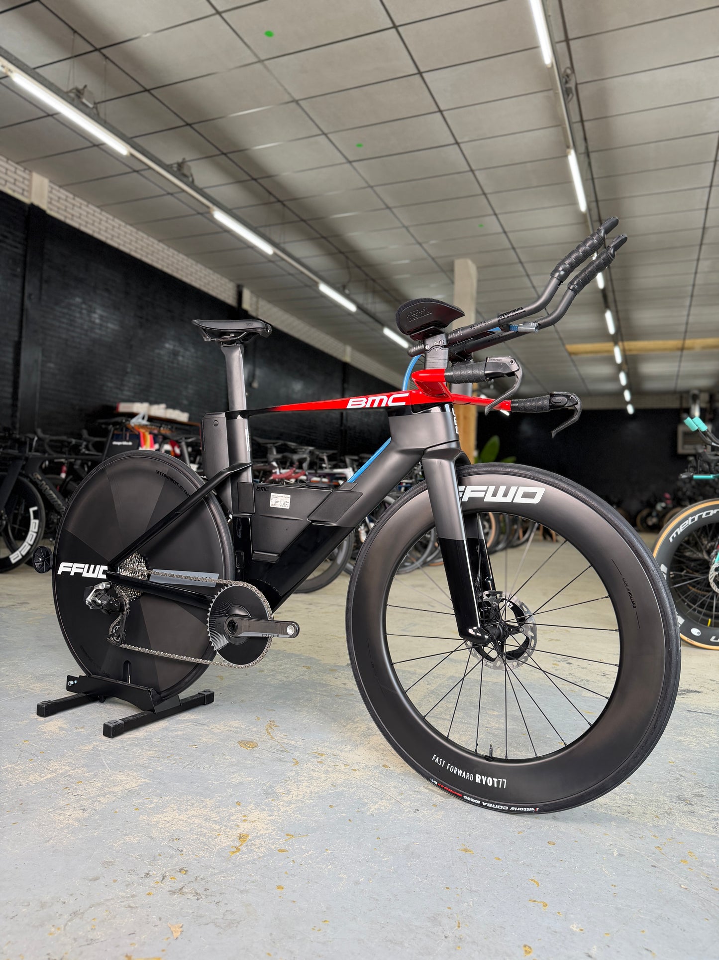 NIEUW BMC SpeedMachine 01 eTap Carbon TT