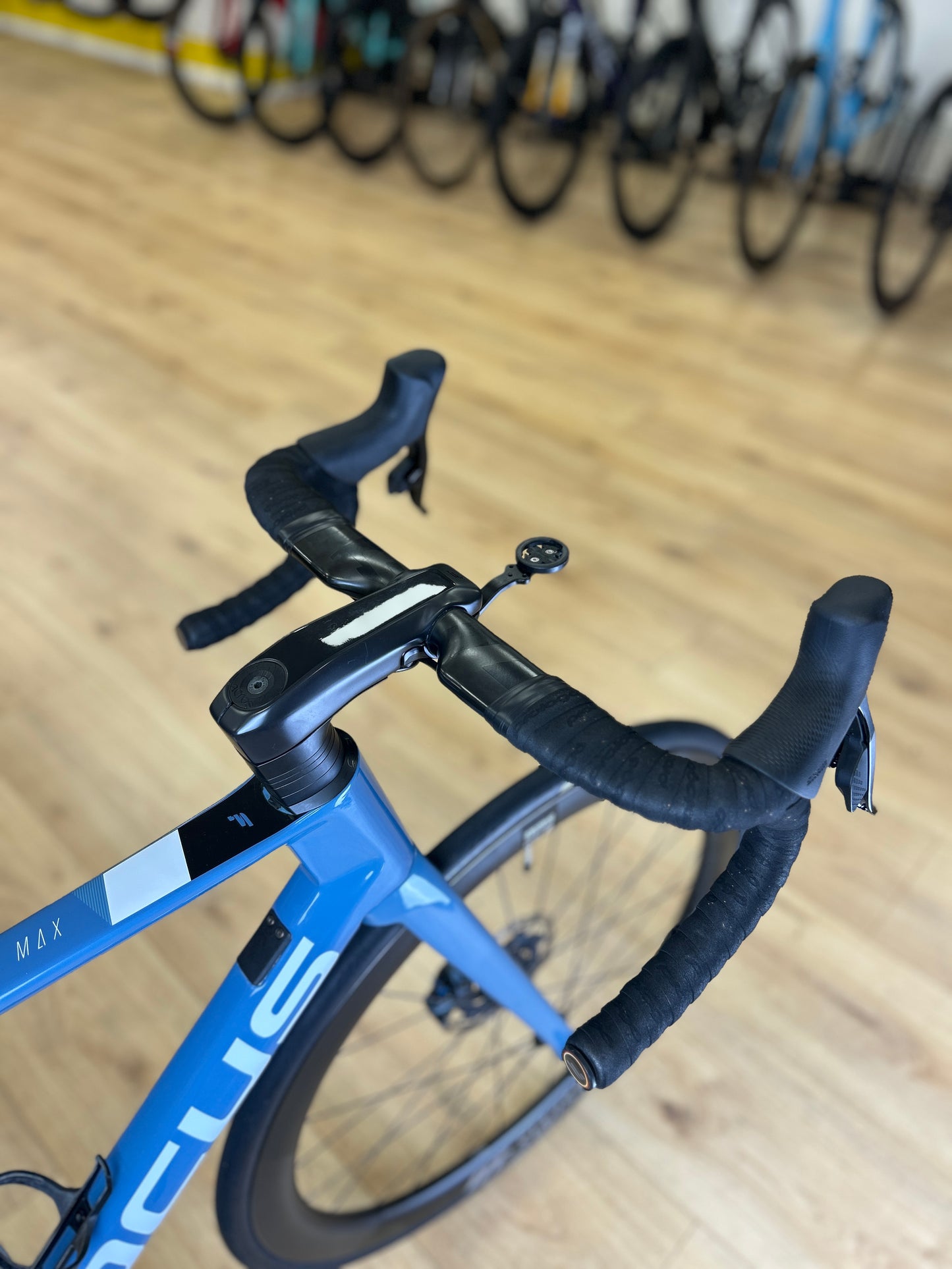 Focus Izalco Max 9.8 AXS Carbon Racefiets