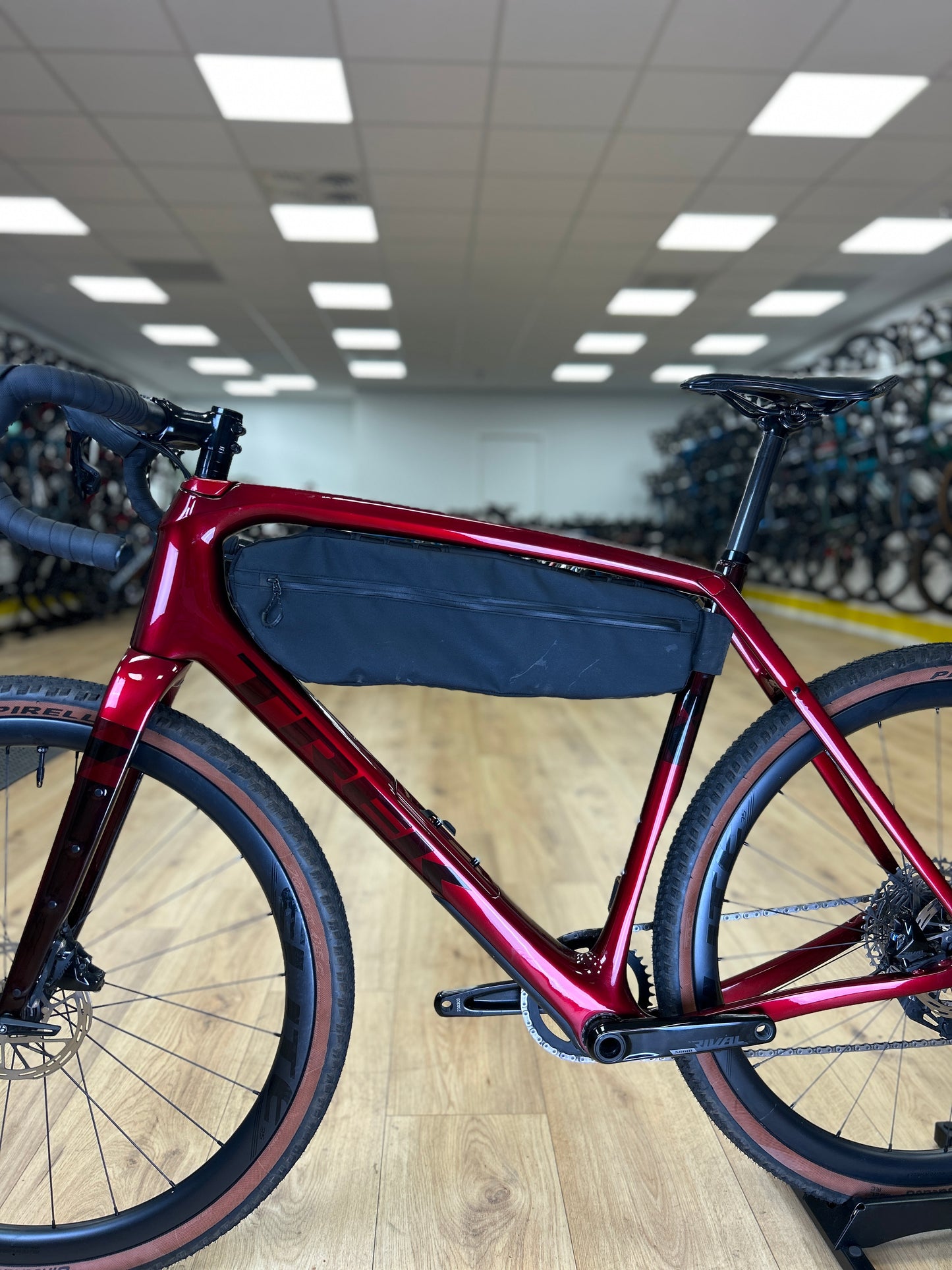 Trek Checkpoint AXS Gravel Fiets