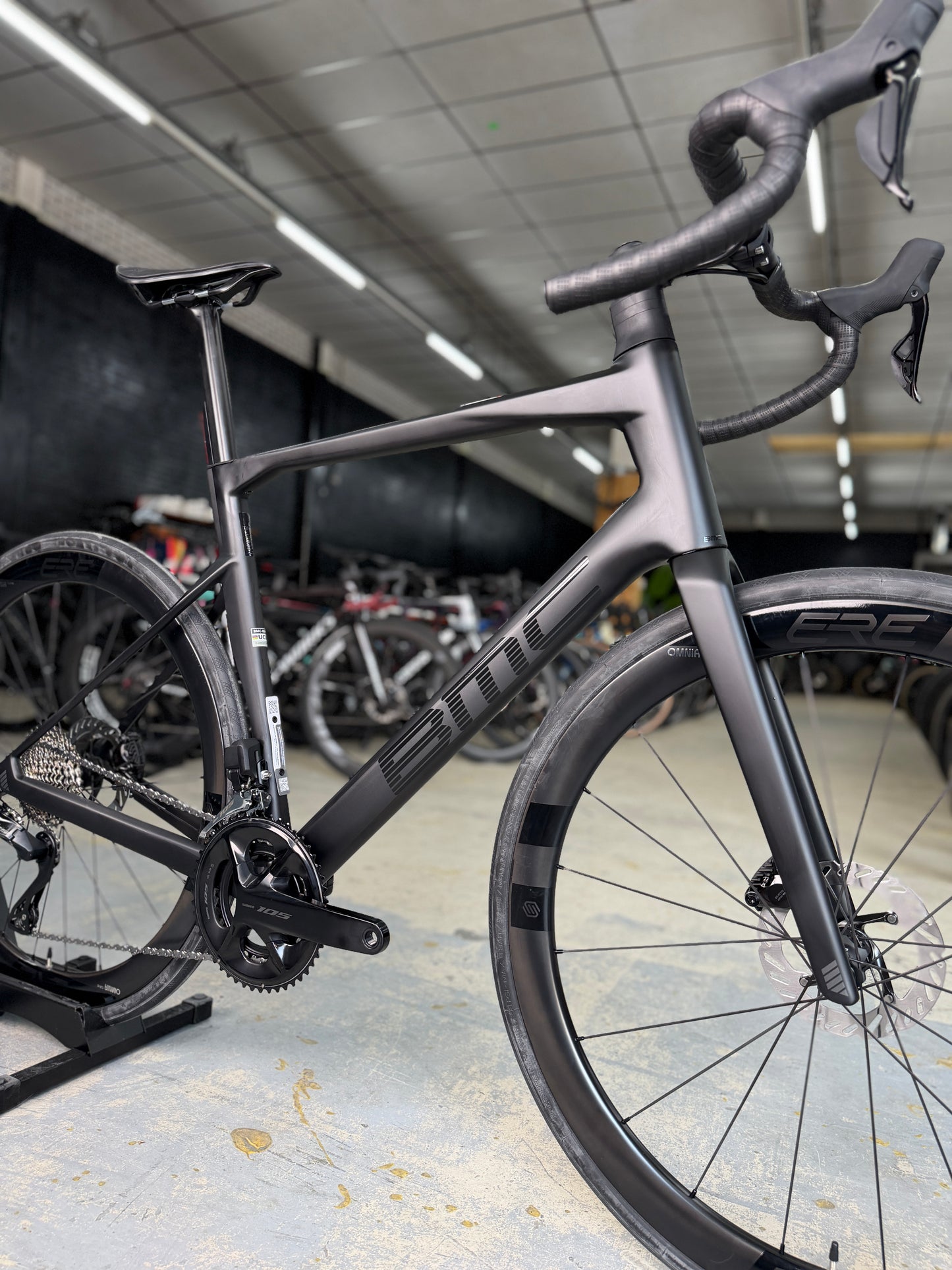 NIEUW BMC Roadmachine Di2 Carbon Racefiets