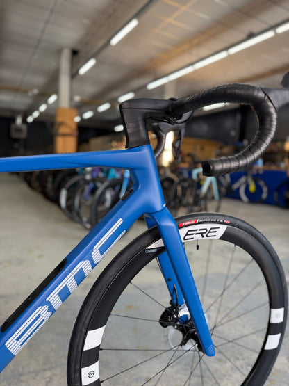 NIEUW BMC Roadmachine TWO Di2 Carbon Racefiets