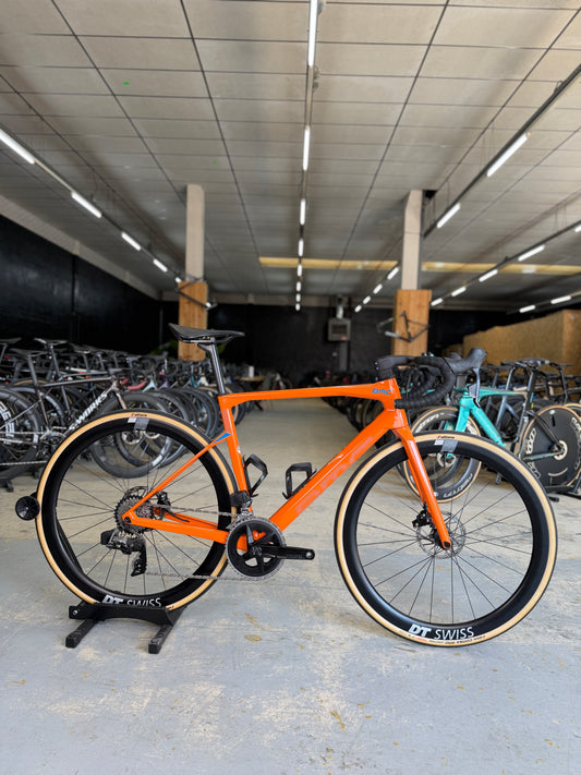 BMC Roadmachine ONE AXS Carbon Racefiets