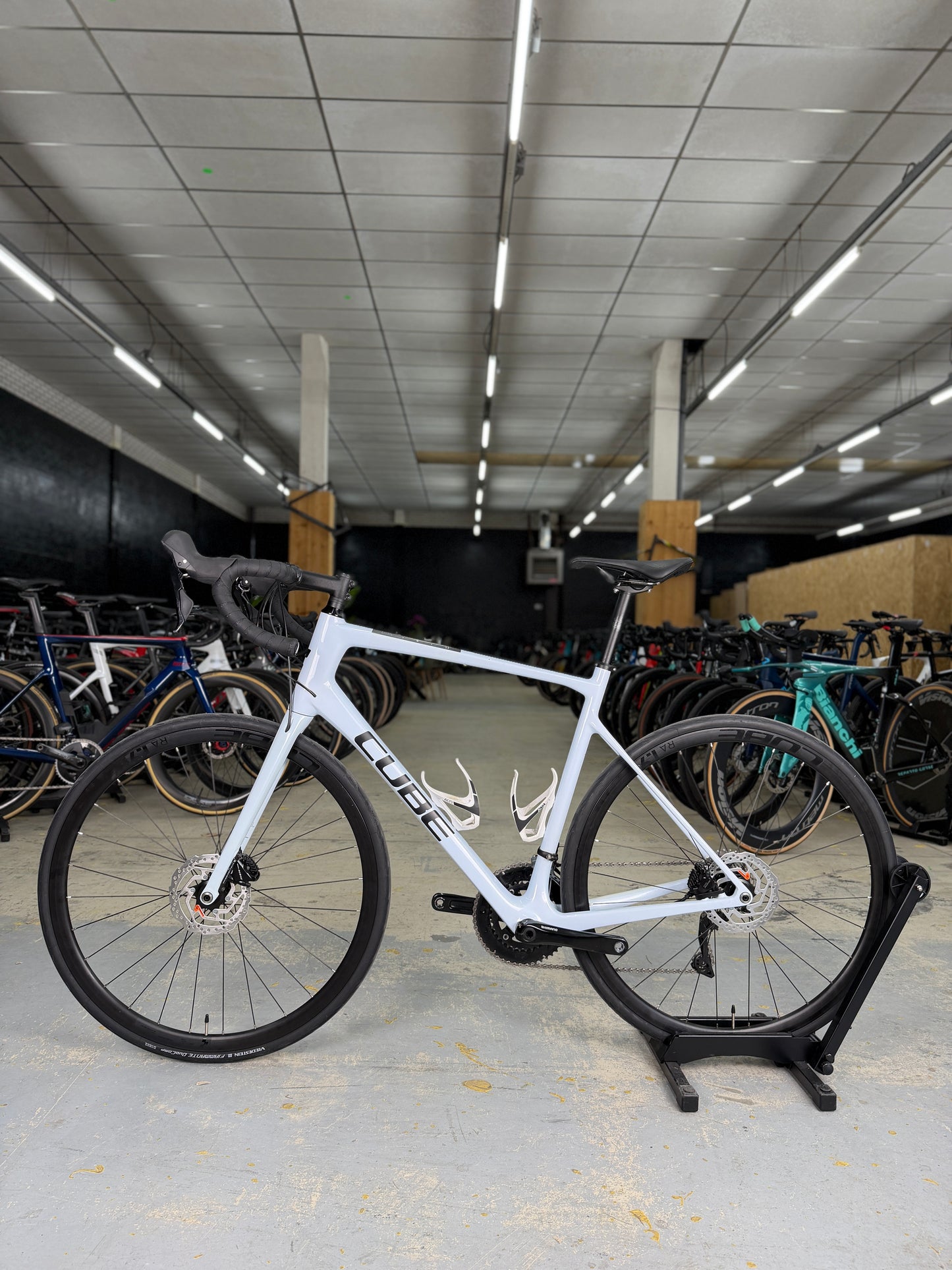 Cube Attain Carbon Racing Bike