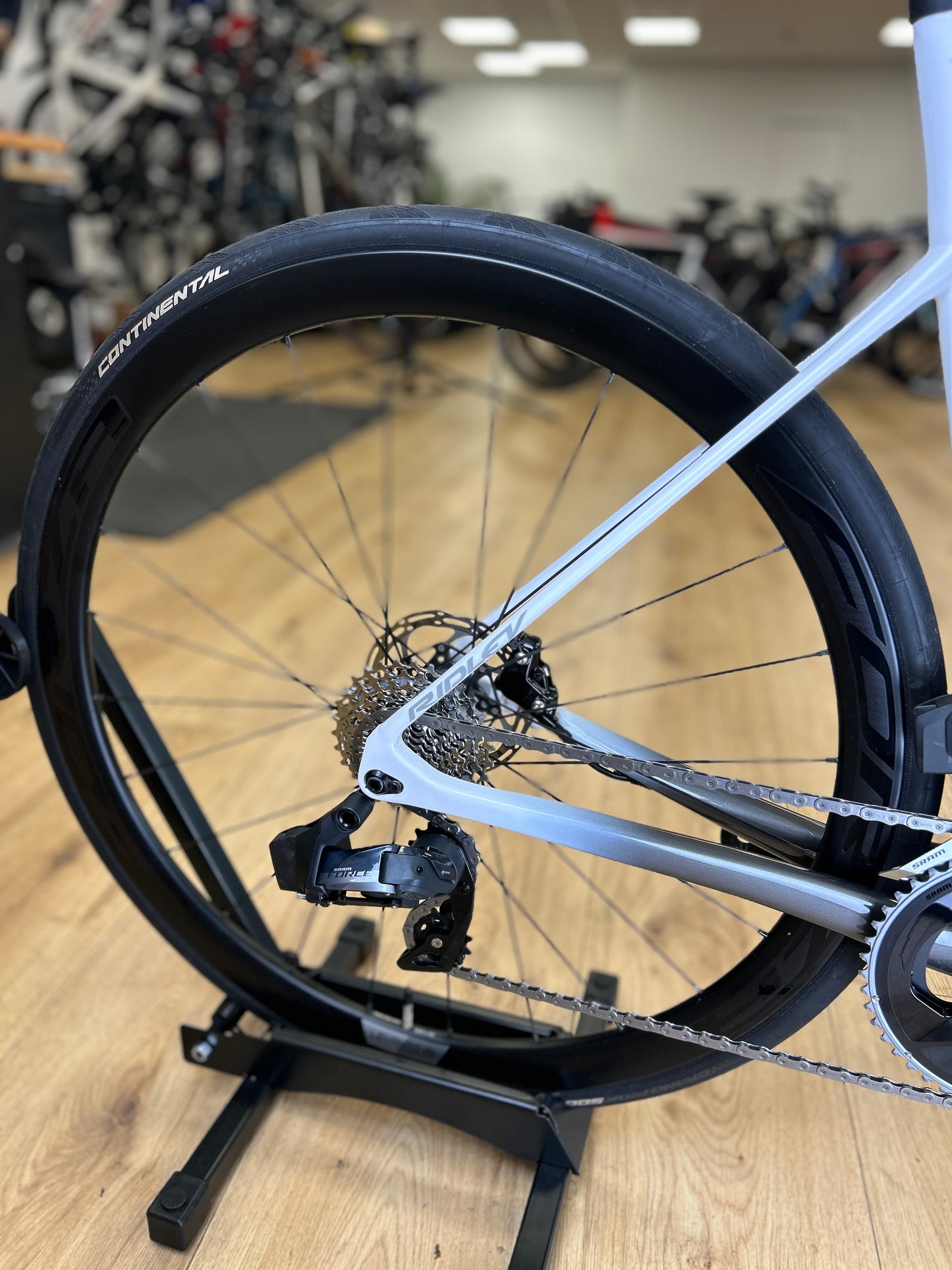 Ridley Fenix ​​SLiC AXS Carbon Road Bike