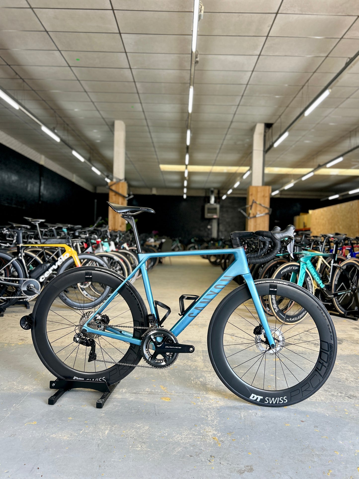 Canyon Ultimate CF SLX Di2 Dura Ace Carbon Road Bike
