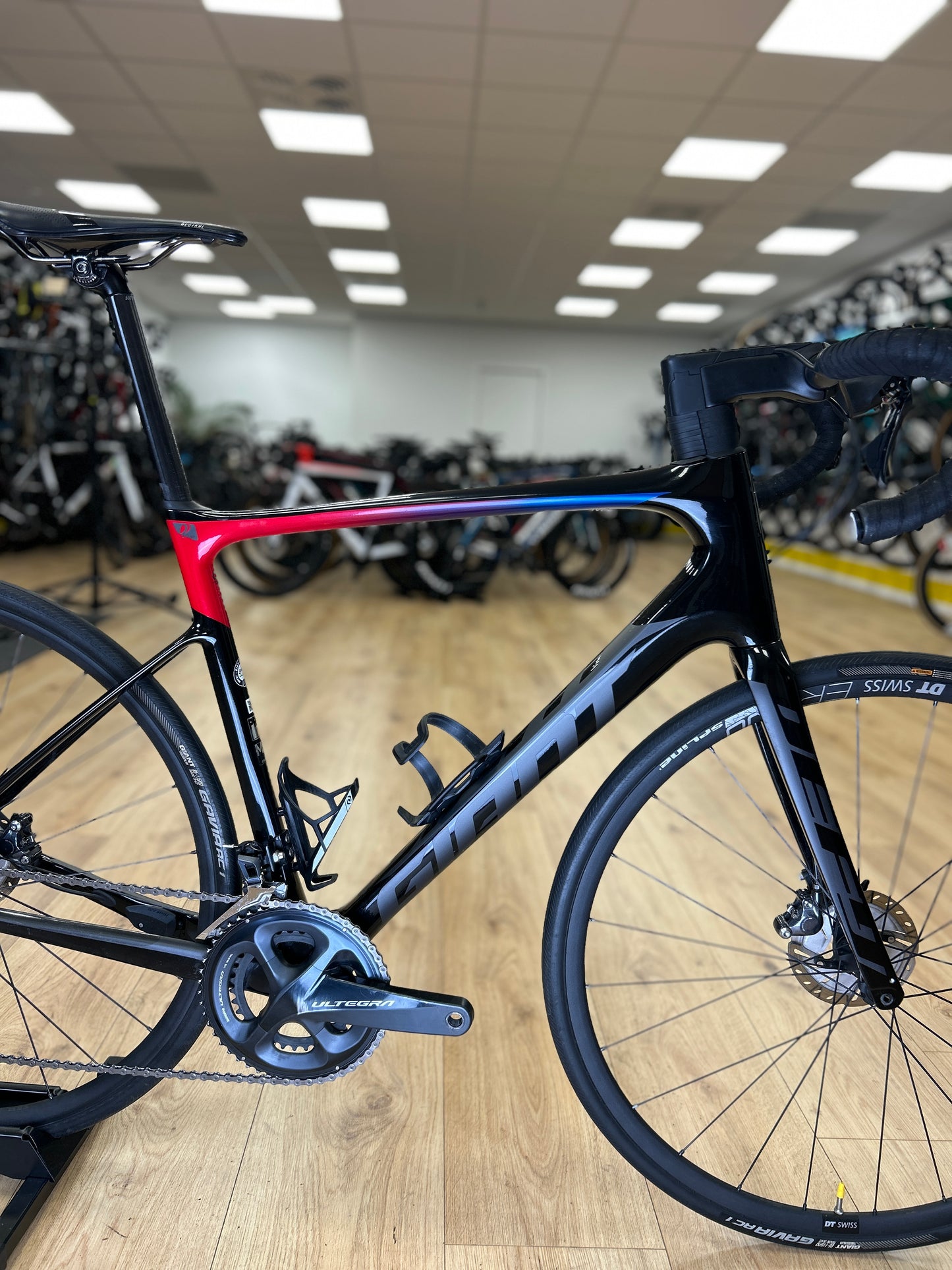 Giant Defy Advanced Carbon Racefiets