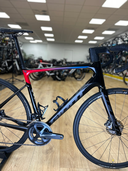 Giant Defy Advanced Carbon Racefiets