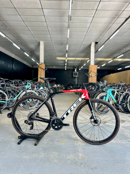 Trek Emonda SLR6 AXS Carbon Road Bike