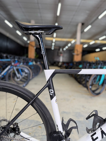 Factor O2 AXS Carbon Racefiets
