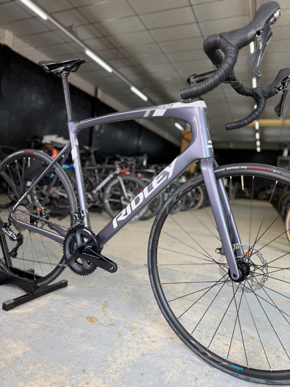 NIEUW Ridley Fenix Carbon Racefiets