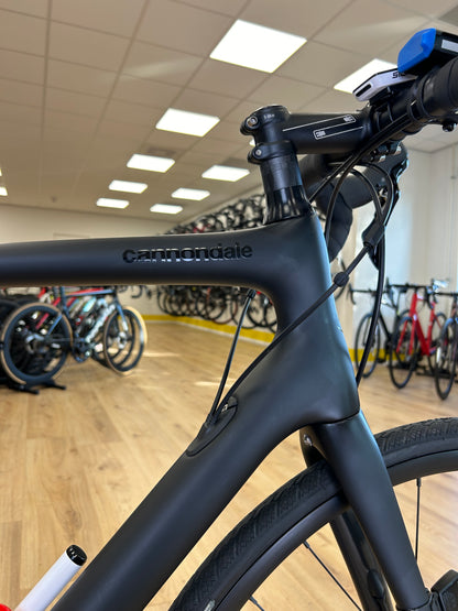 Als Nieuw Cannondale Synapse Ultegra Disc Racefiets