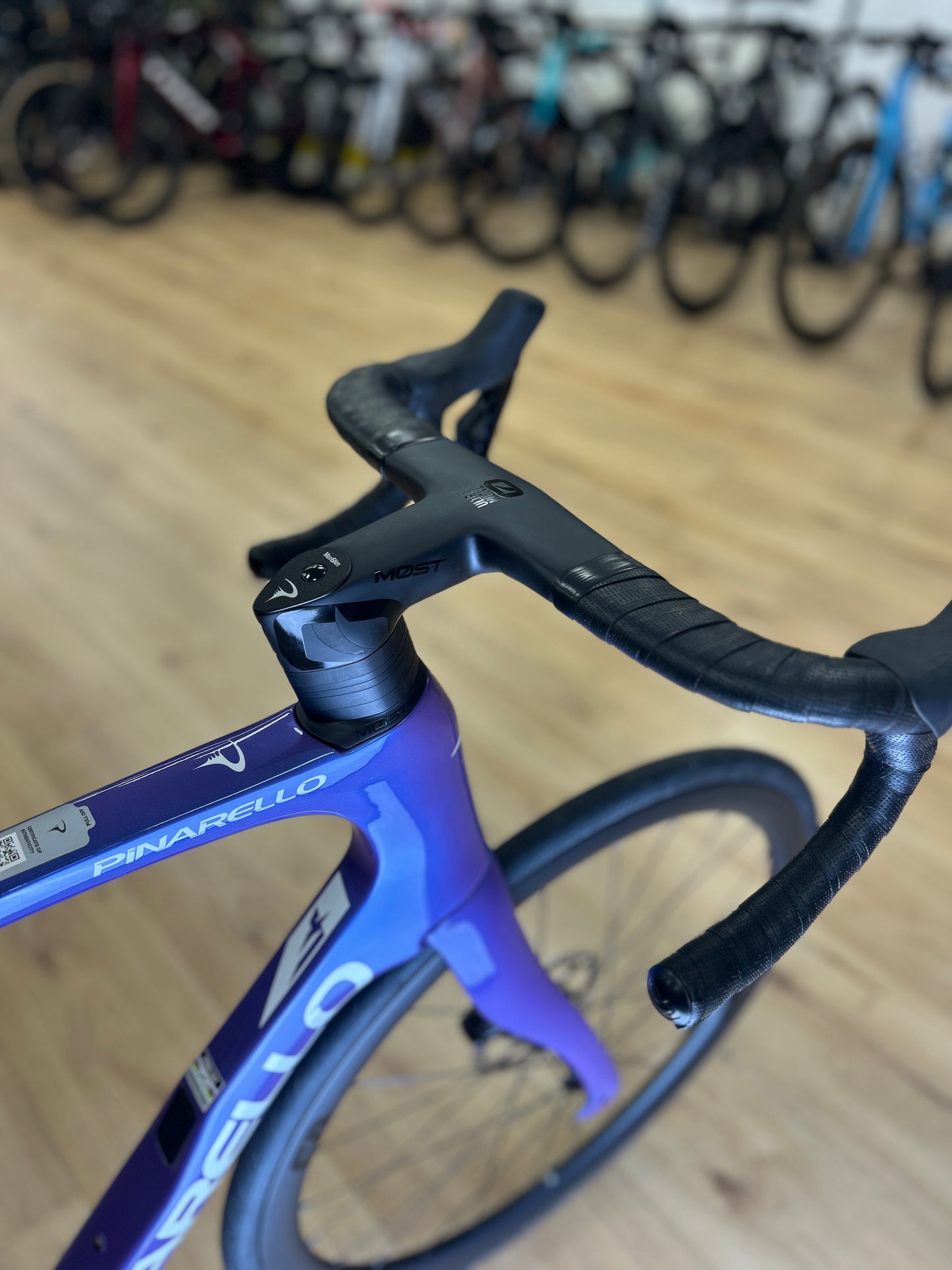 0km Showroom Model Pinarello F5 Di2 Carbon Racefiets