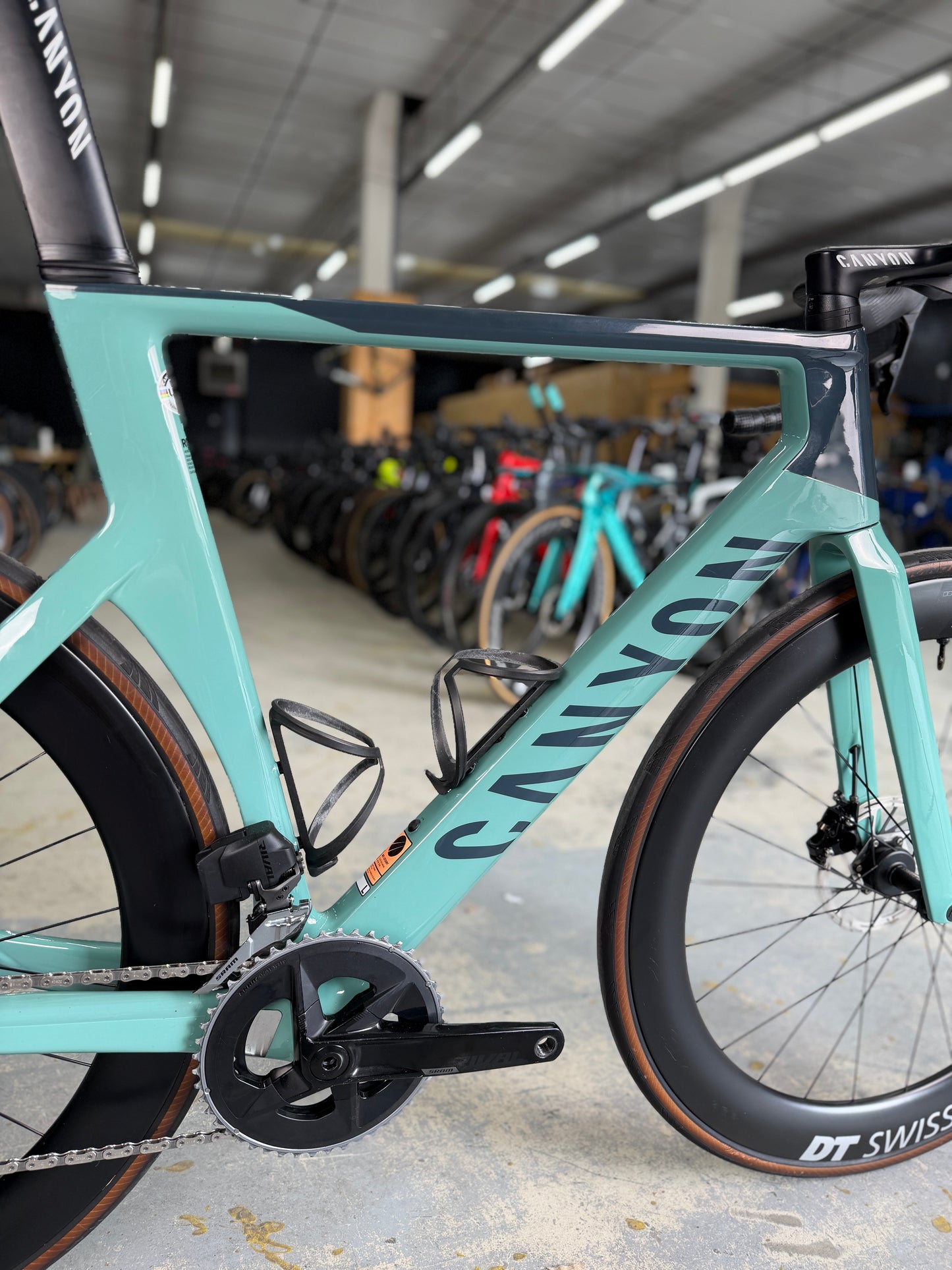 Canyon Aeroad CF SLX AXS Carbon Racefiets