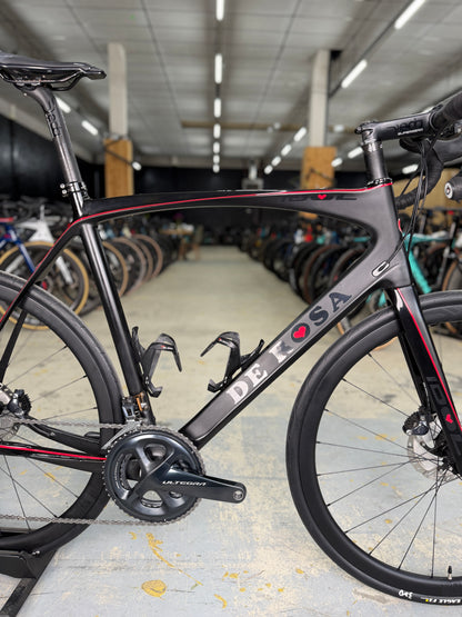 The Rosa Idol Carbon Racing Bike