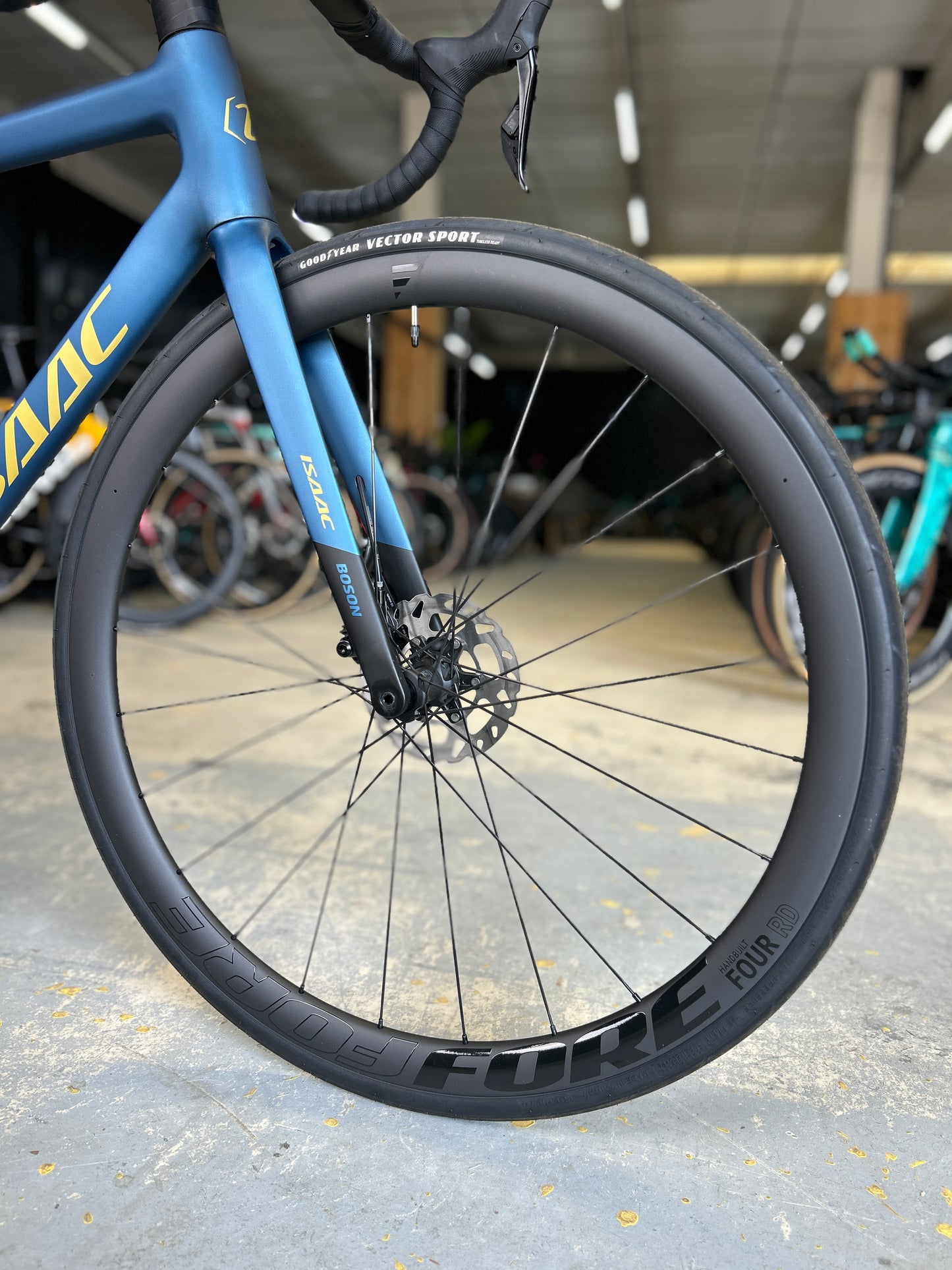 NEW Isaac Boson Di2 Carbon Road Bike