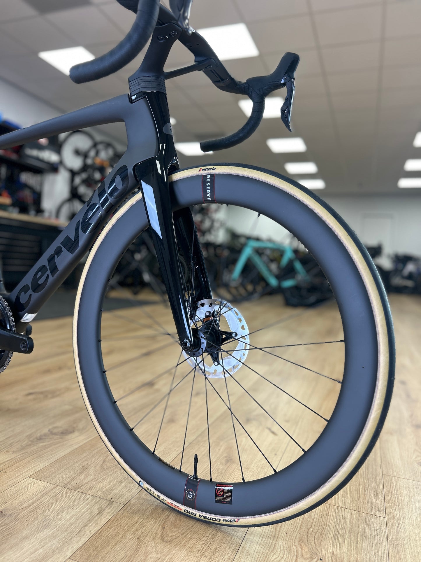 0km Showroom Model Cervélo S5 Di2 Carbon Racefiets