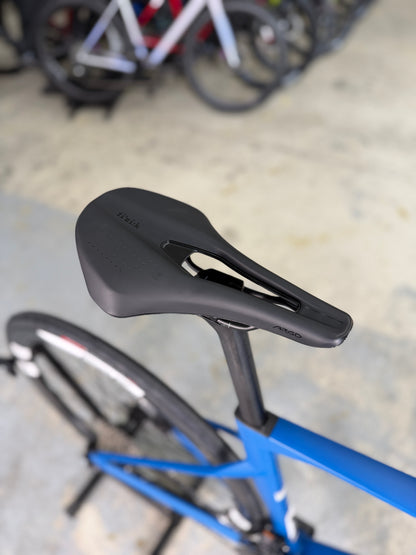 NIEUW BMC Roadmachine TWO Di2 Carbon Racefiets