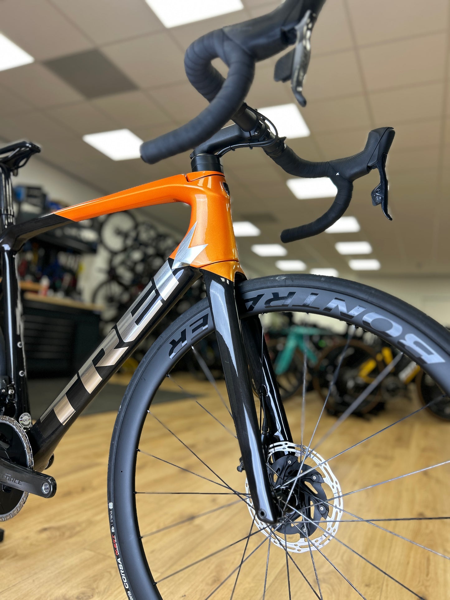 Trek Emonda SL7 AXS Carbon Road Bike