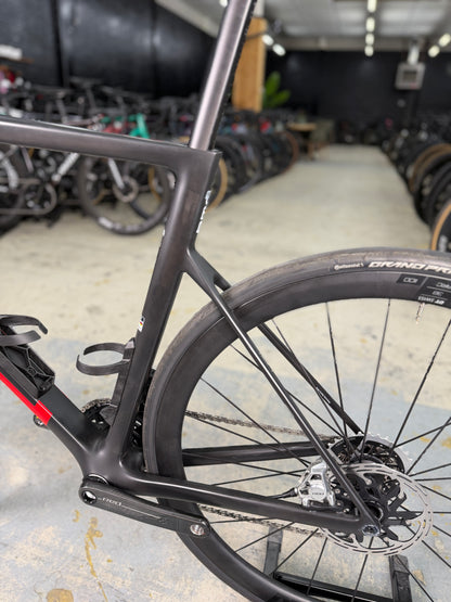 NIEUW BMC Teammachine SLR 01 ONE Red eTap Carbon Racefiets