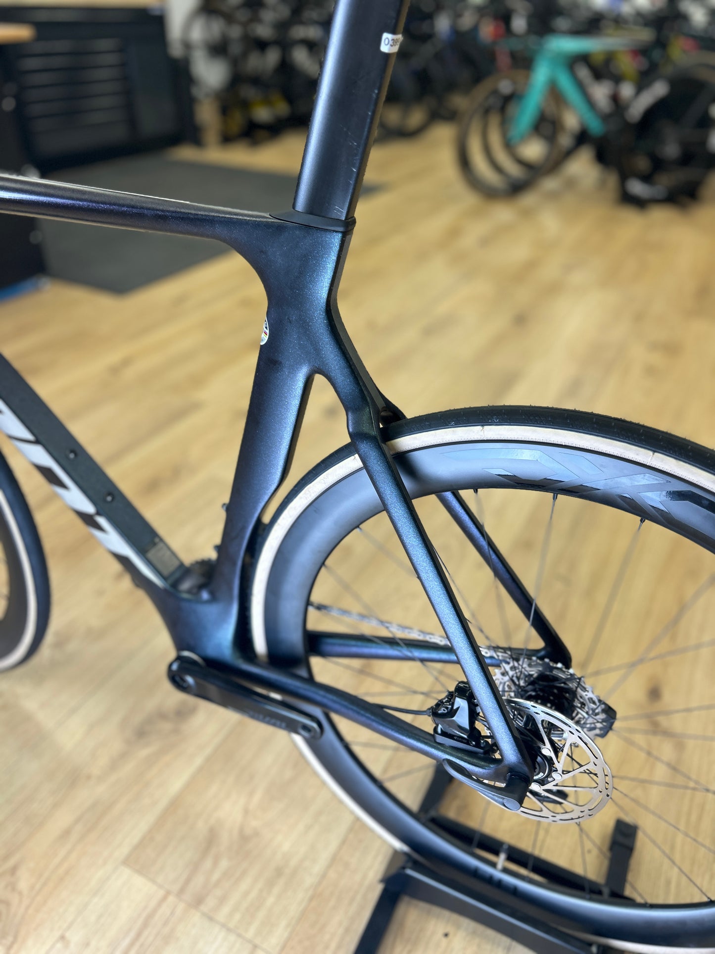 Giant Propel Advanced 1 AXS Carbon Road Bike