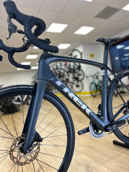 Trek Domane SL6 AXS Carbon Disc Racefiets