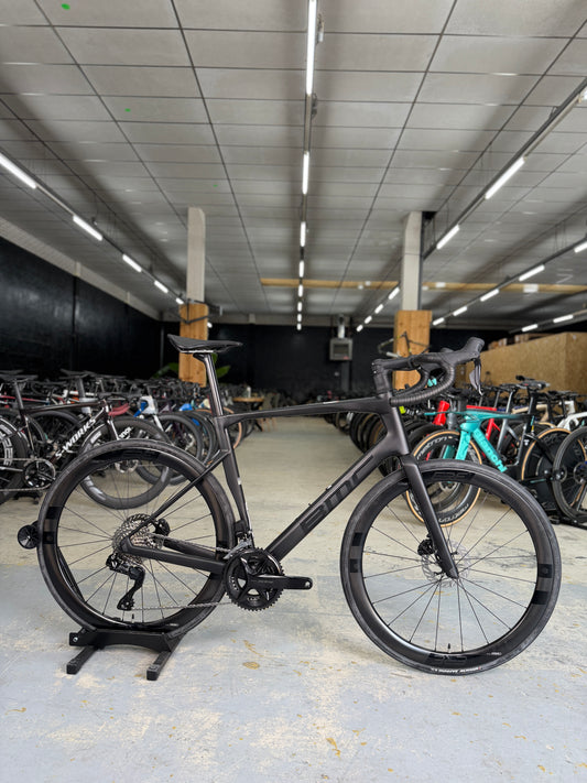 NIEUW BMC Roadmachine Di2 Carbon Racefiets