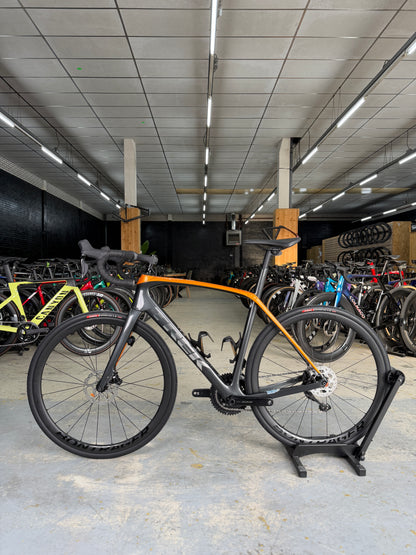 Trek Domane SL7 Di2 Carbon Road Bike