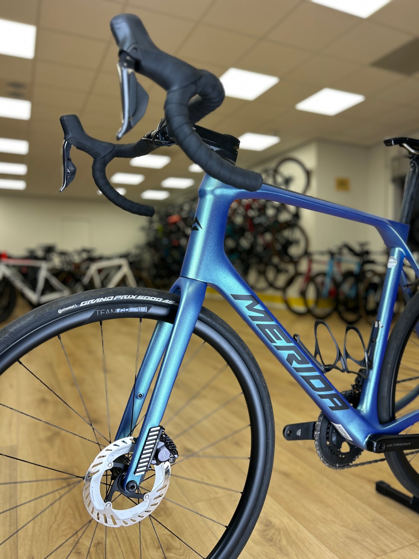 Merida Scultura Endurance 8000 Di2 Carbon Racefiets