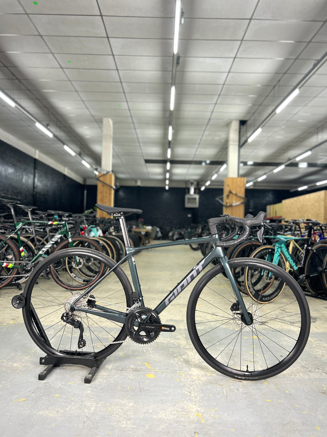NIEUW Giant TCR Advanced Di2 Carbon Racefiets