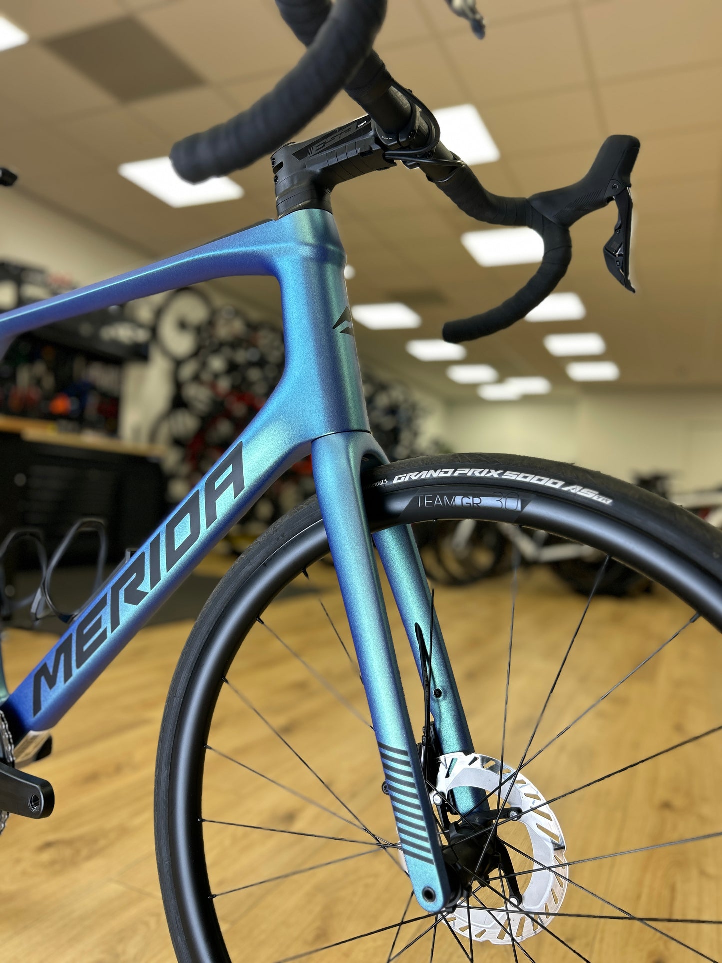 Merida Scultura Endurance 8000 Di2 Carbon Racefiets