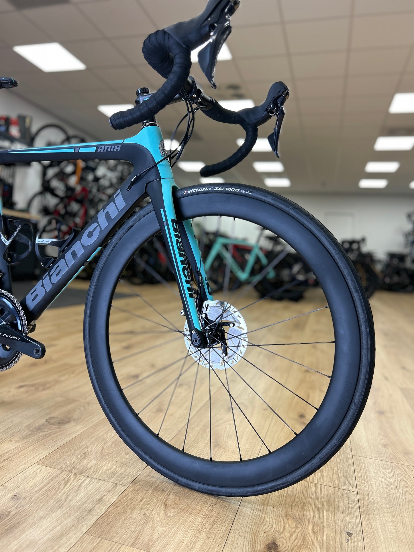 Bianchi Aria Disc Carbon Racefiets