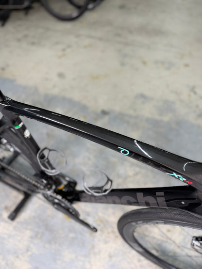 Bianchi Oltre XR4 SRAM RED eTap Carbon Racefiets