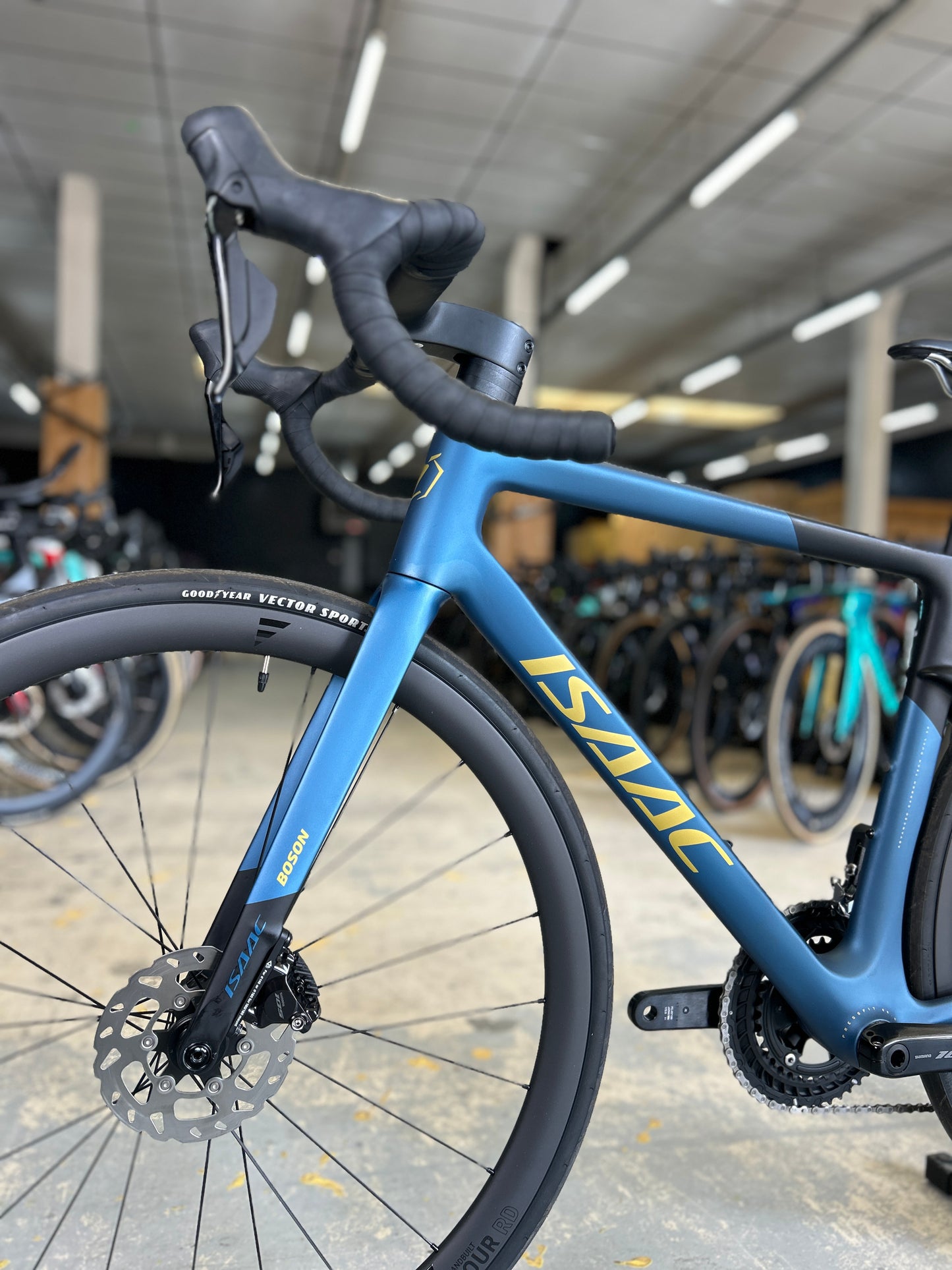 NEW Isaac Boson Di2 Carbon Road Bike