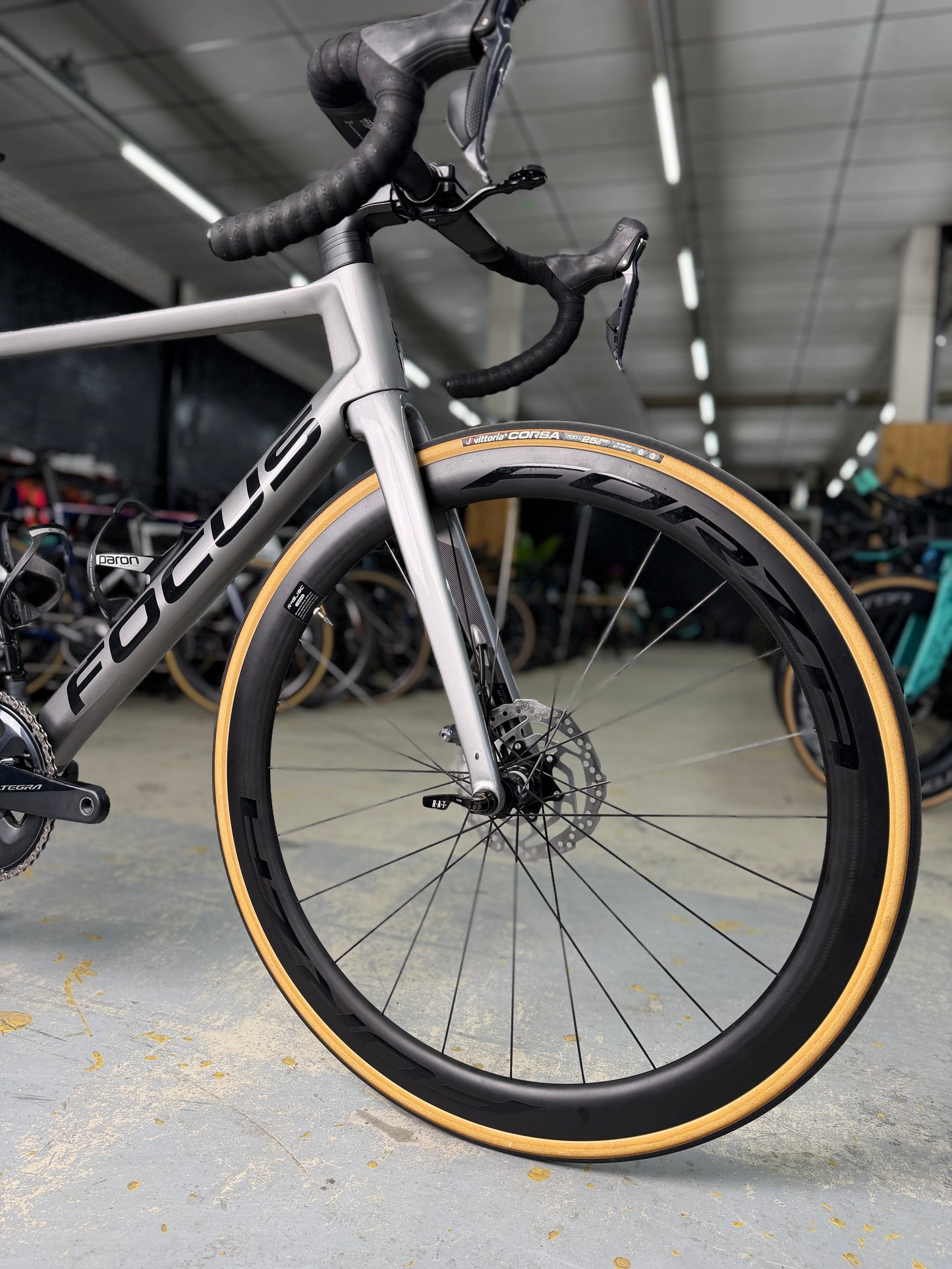 Focus Izalco Max 9.7 Di2 Carbon Racefiets