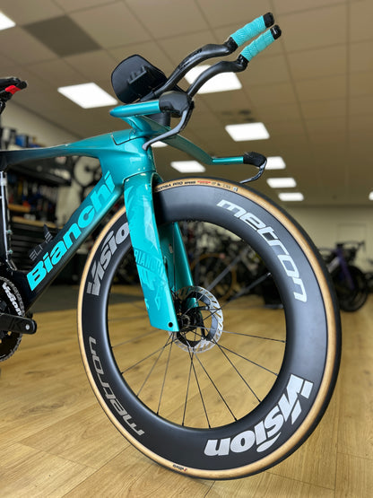 Bianchi Aquila RC Disc Di2 Carbon TT