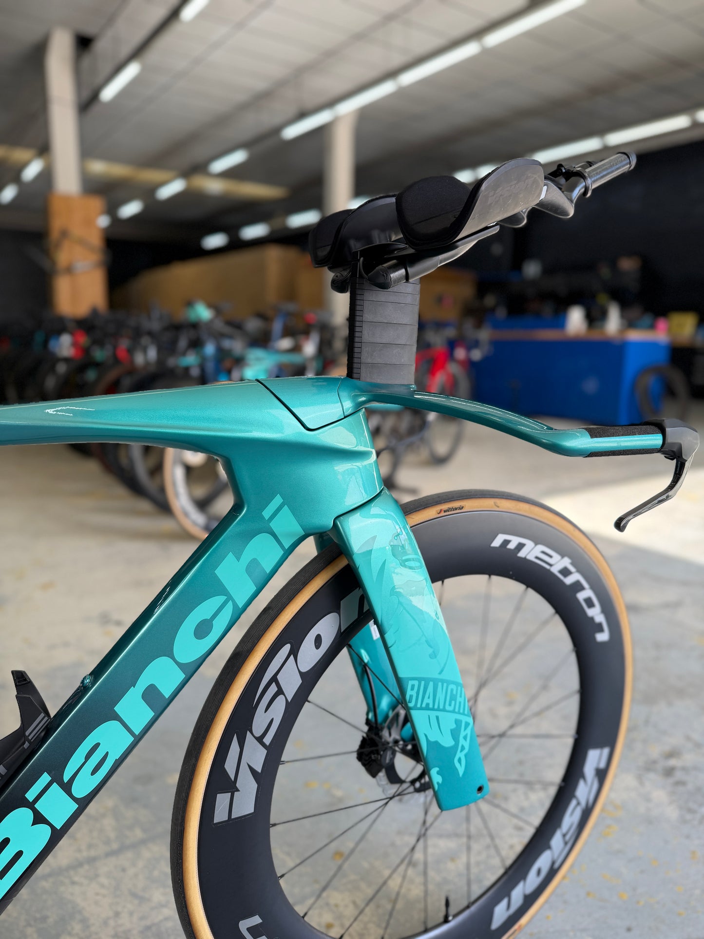 Bianchi Aquila RC Disc Di2 Carbon Road Bike