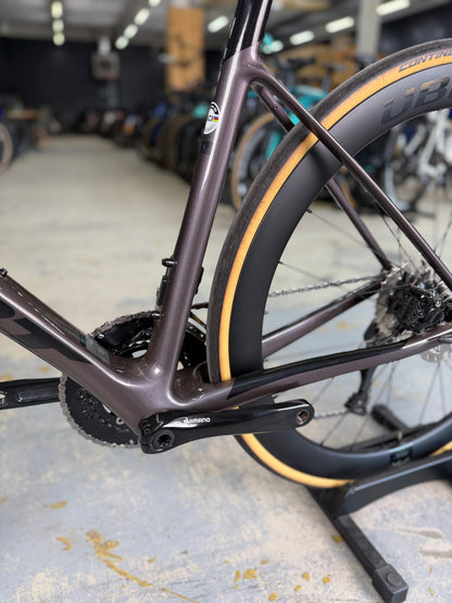 Giant Defy Advanced 1 Di2 Carbon Racefiets
