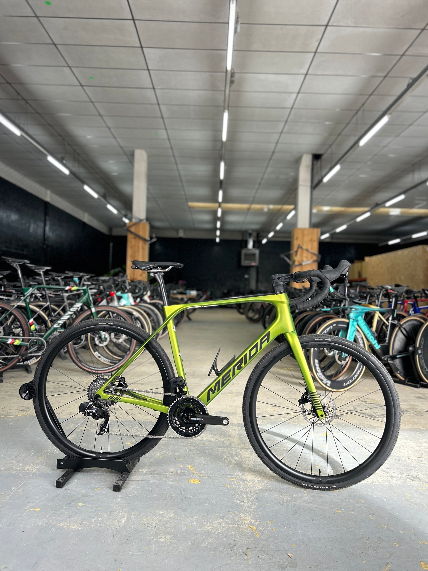 Showroom Model Merida Scultura Endurance GR 8000 Carbon Road Bike