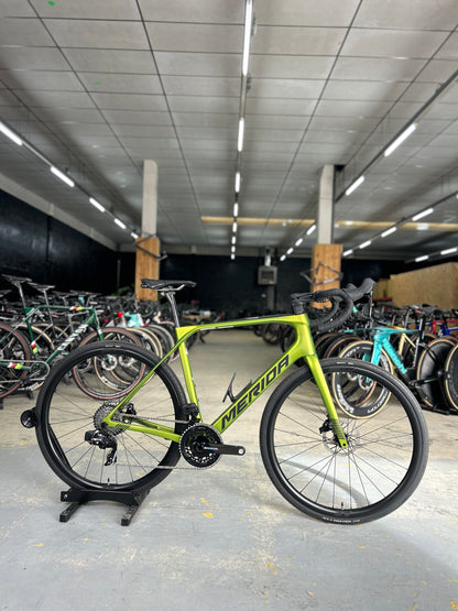 Showroom Model Merida Scultura Endurance GR 8000 Carbon Road Bike